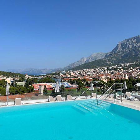 Uzelac Apartment With Pool Makarska Exterior foto